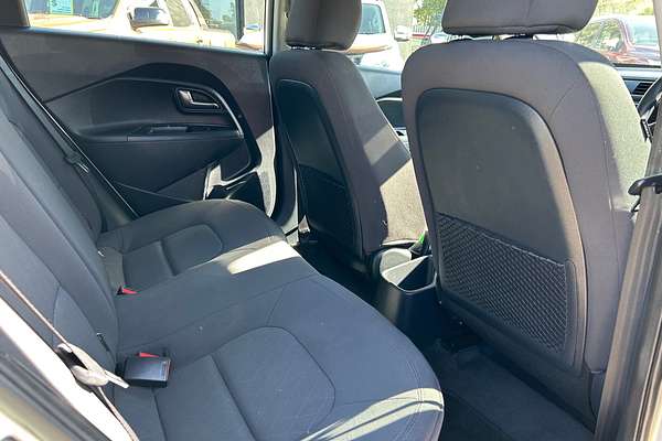 2016 Kia Rio S UB