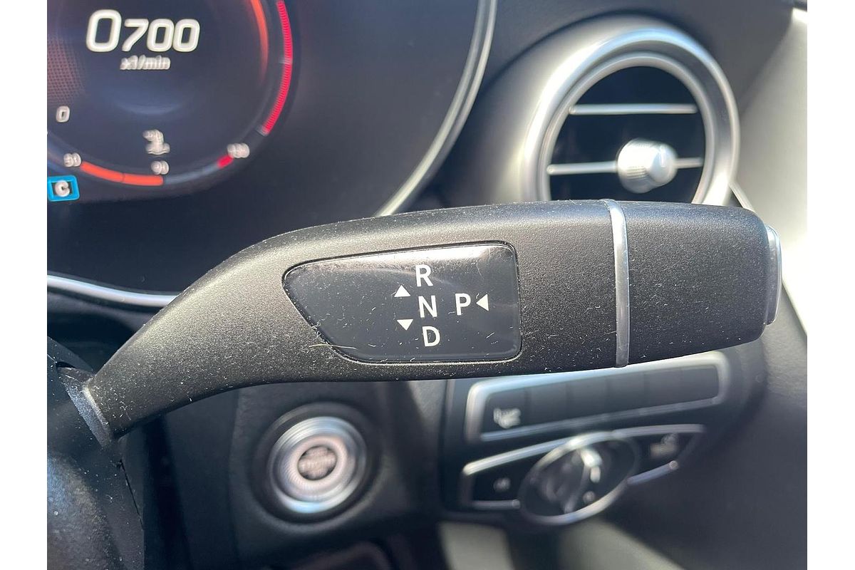 2020 Mercedes-Benz C-Class C200 C205
