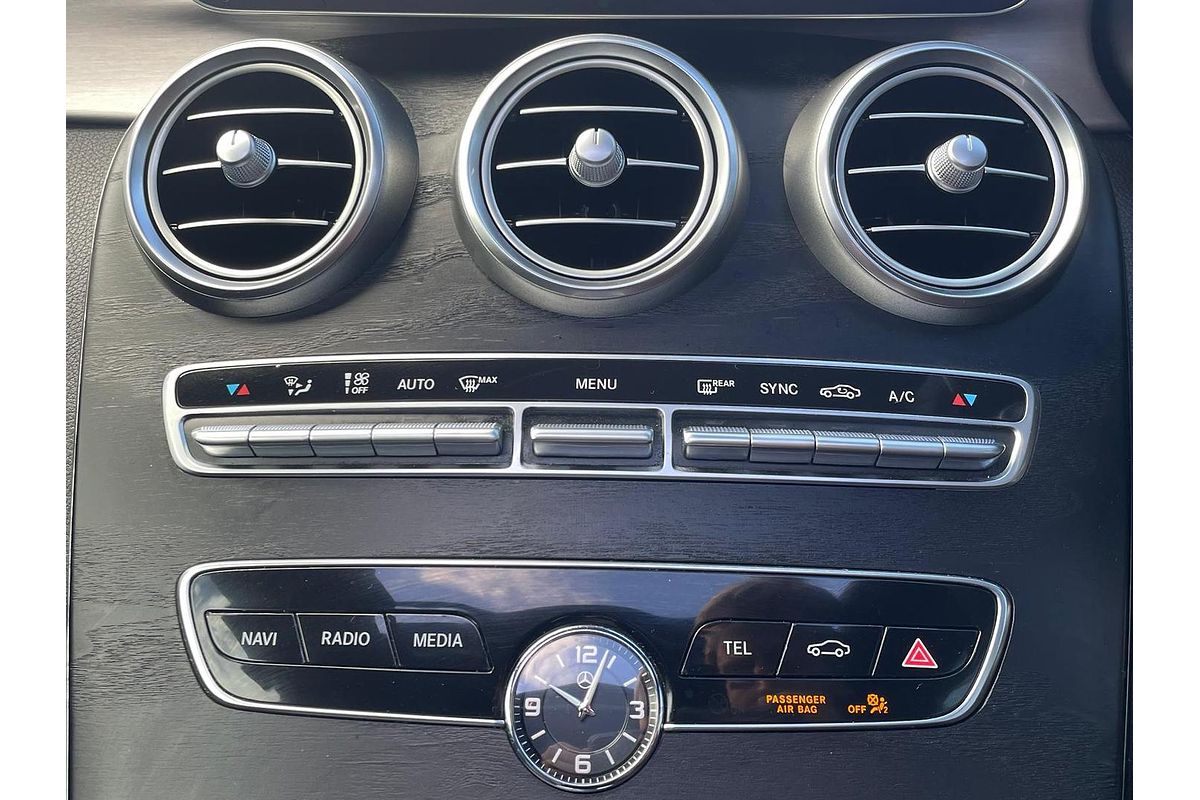 2020 Mercedes-Benz C-Class C200 C205
