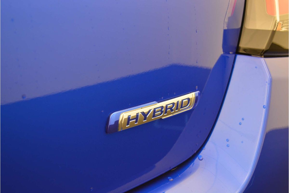 2024 Suzuki Swift Hybrid UZ