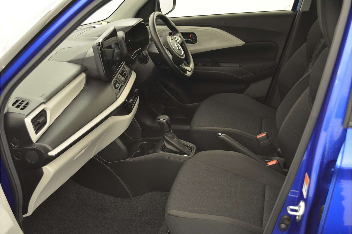 2024 Suzuki Swift Hybrid UZ