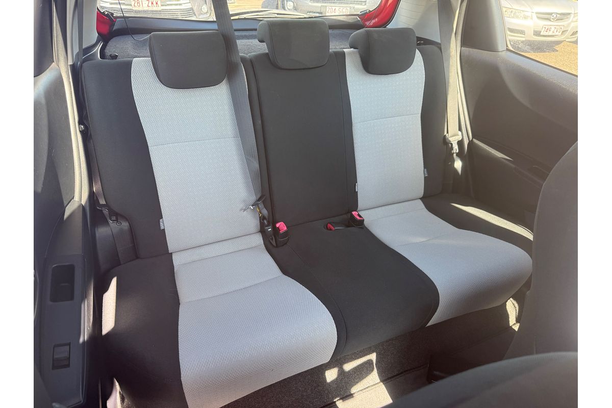 2013 Toyota Yaris YR NCP130R