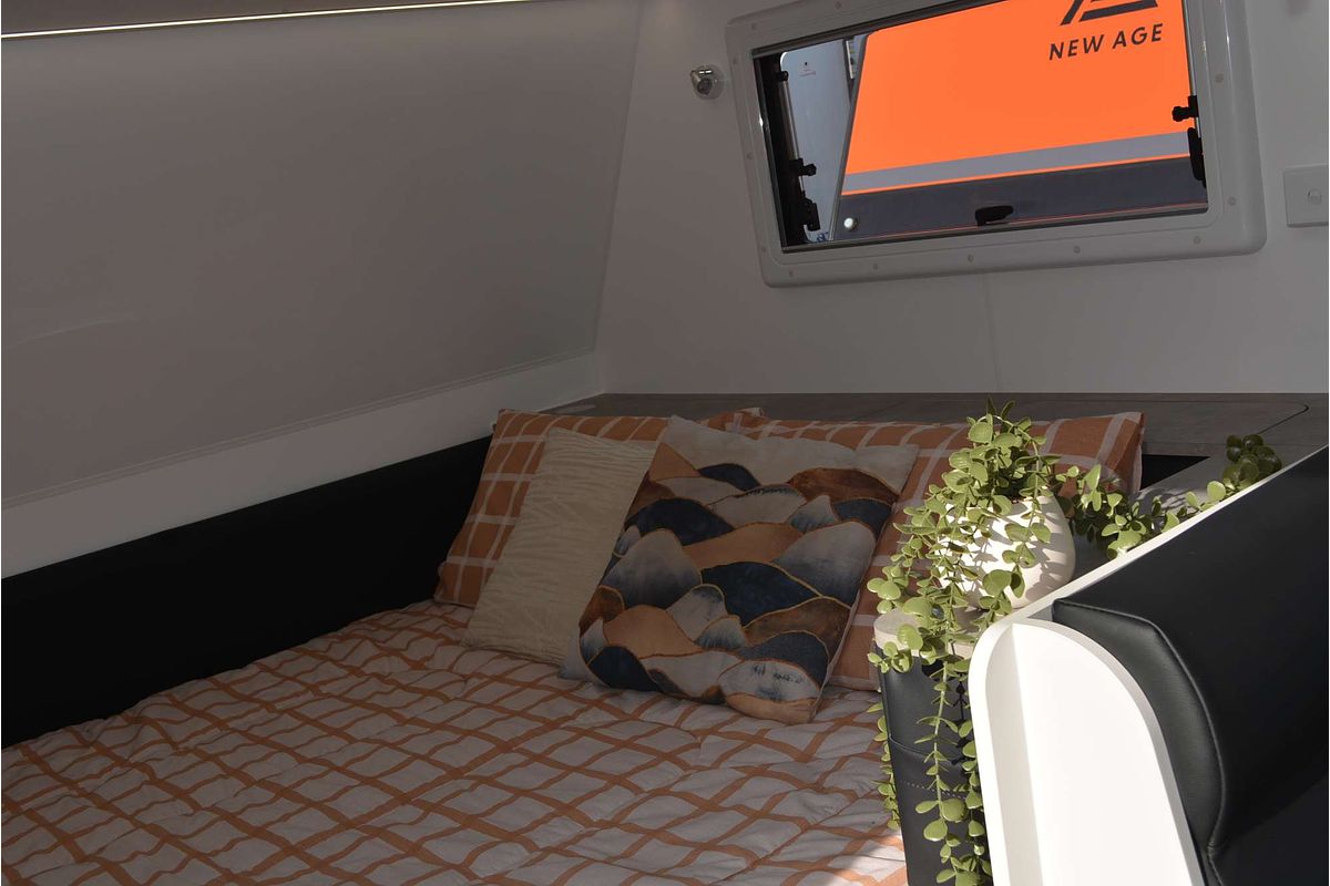 2024 New Age Road Owl 19ft Escape