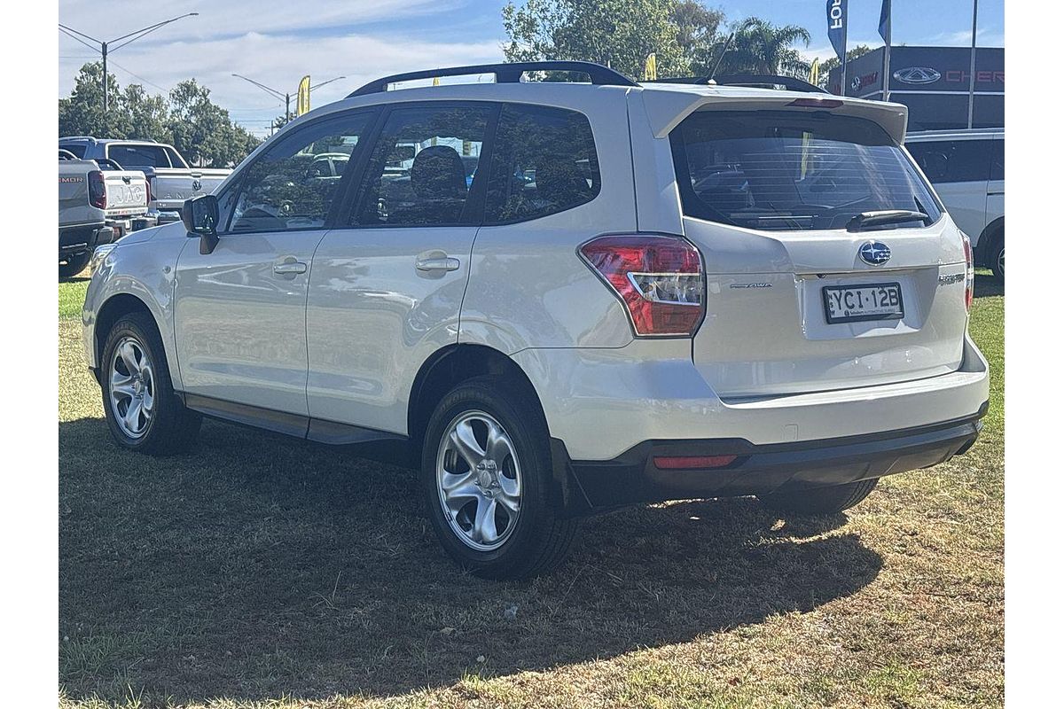 2014 Subaru Forester 2.5i S4