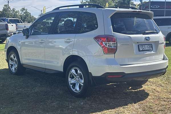 2014 Subaru Forester 2.5i S4