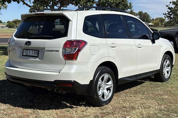 2014 Subaru Forester 2.5i S4