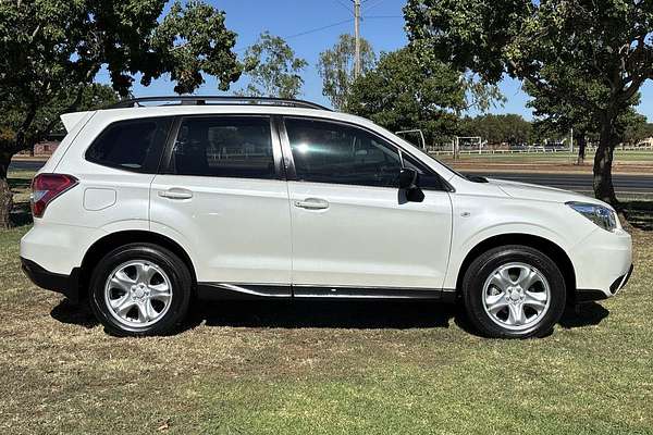 2014 Subaru Forester 2.5i S4