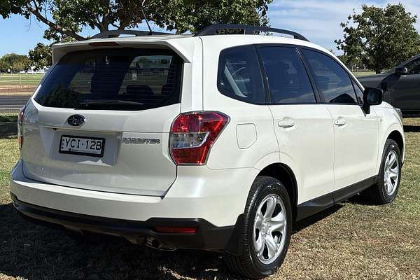 2014 Subaru Forester 2.5i S4
