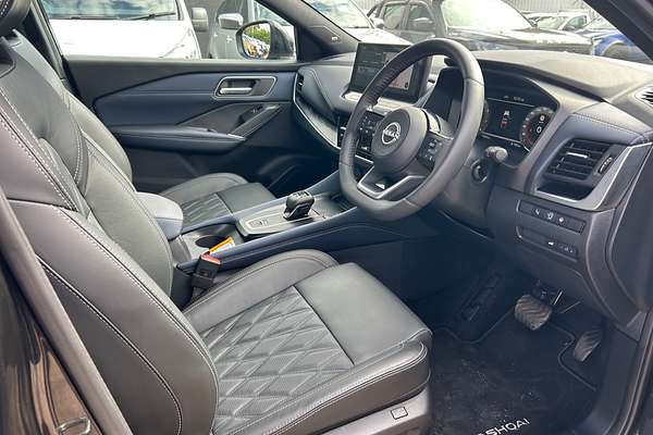 2023 Nissan QASHQAI Ti J12
