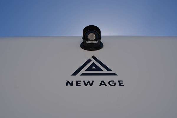 2025 New Age Manta Ray 16ft Embark