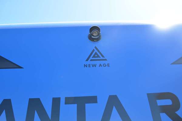 2025 New Age Manta Ray 15ft Adventurer