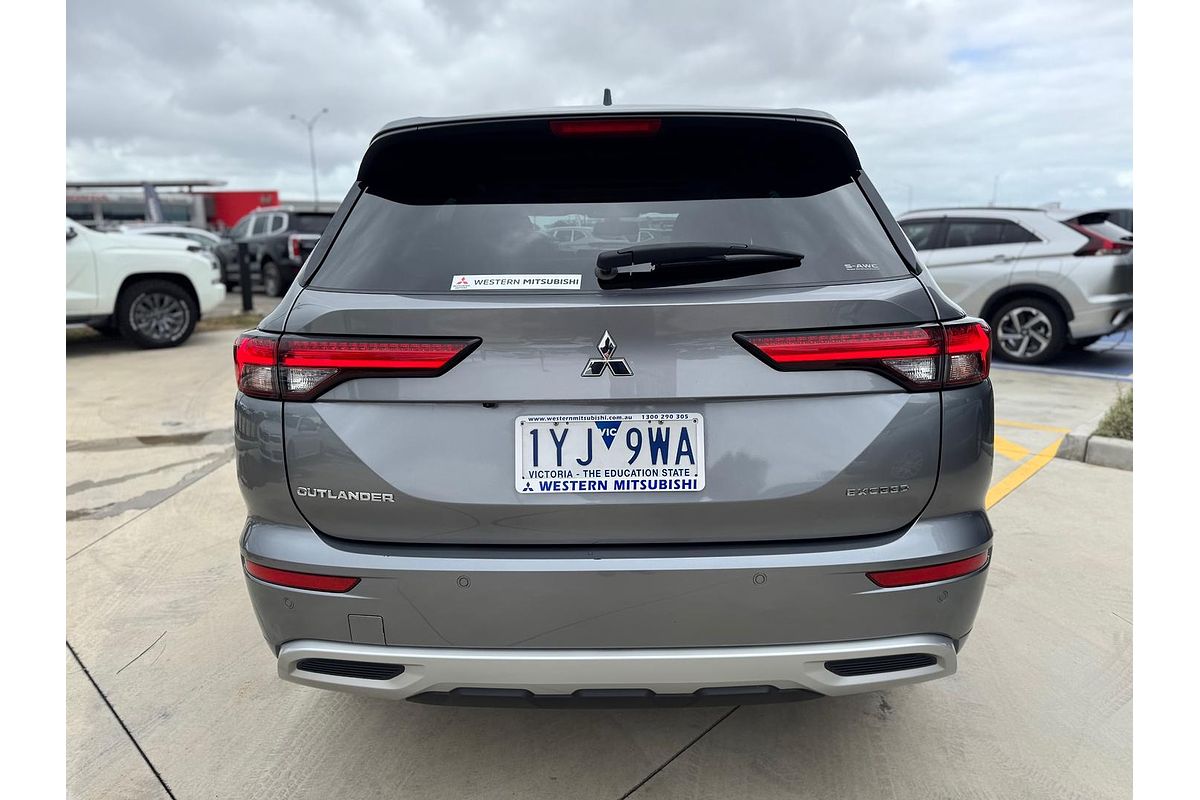 2023 Mitsubishi Outlander Exceed ZM