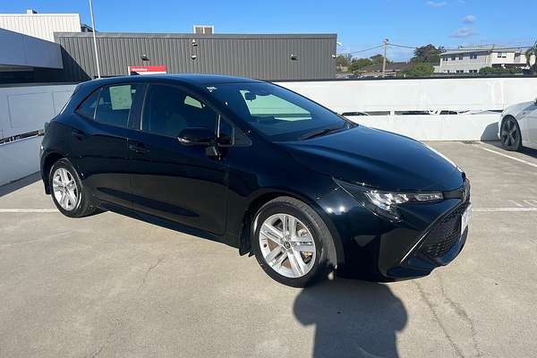 2018 Toyota Corolla Ascent Sport MZEA12R