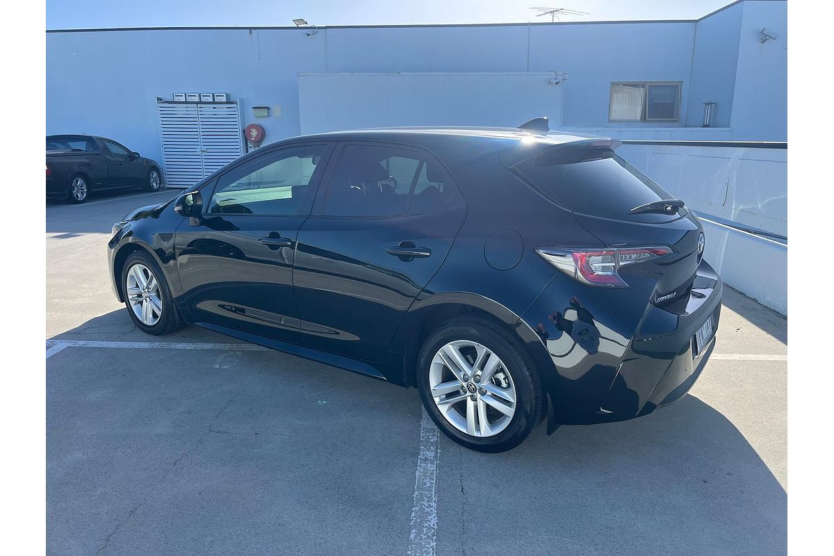 2018 Toyota Corolla Ascent Sport MZEA12R