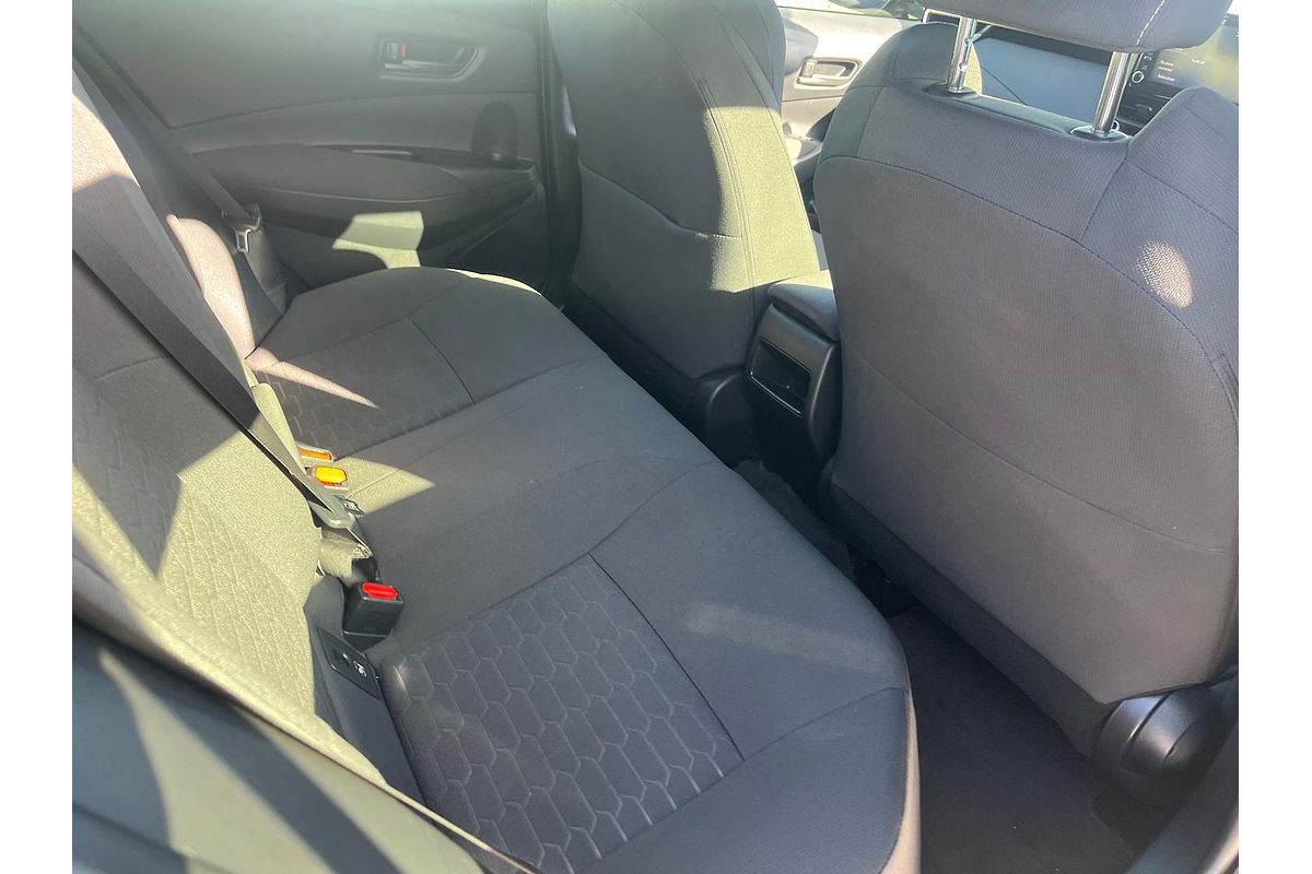 2018 Toyota Corolla Ascent Sport MZEA12R
