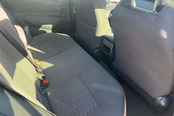 2018 Toyota Corolla Ascent Sport MZEA12R