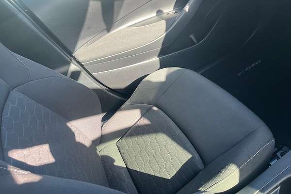 2018 Toyota Corolla Ascent Sport MZEA12R