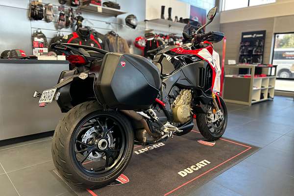 2023 Ducati MULTISTRADA V4 PIKES PEAK