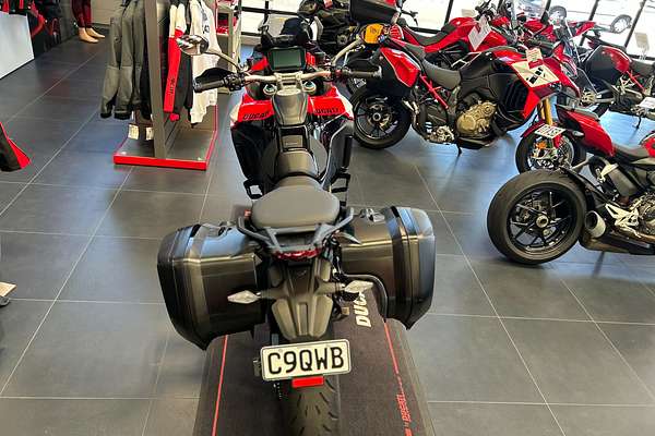 2023 Ducati MULTISTRADA V4 PIKES PEAK