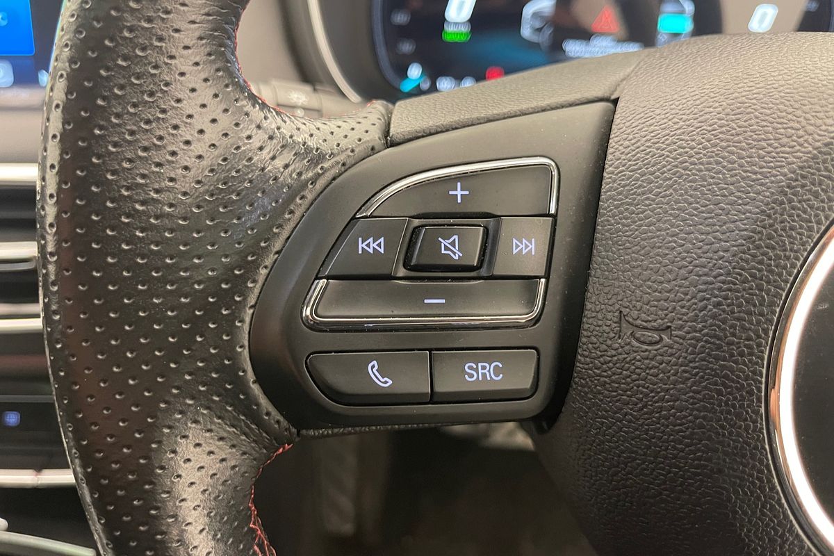 2021 MG HS +EV Essence SAS23