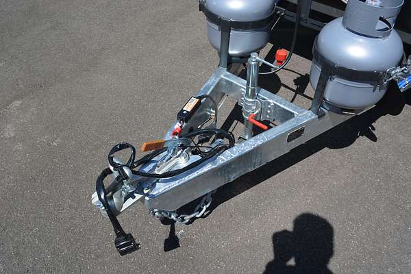 2024 New Age Manta Ray 15ft Escape