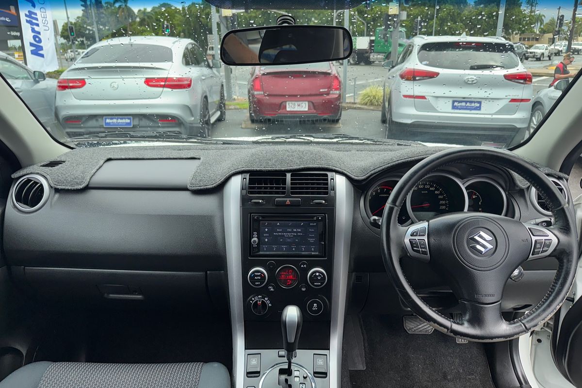 2013 Suzuki Grand Vitara JB