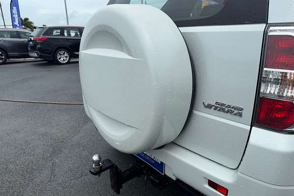 2013 Suzuki Grand Vitara JB
