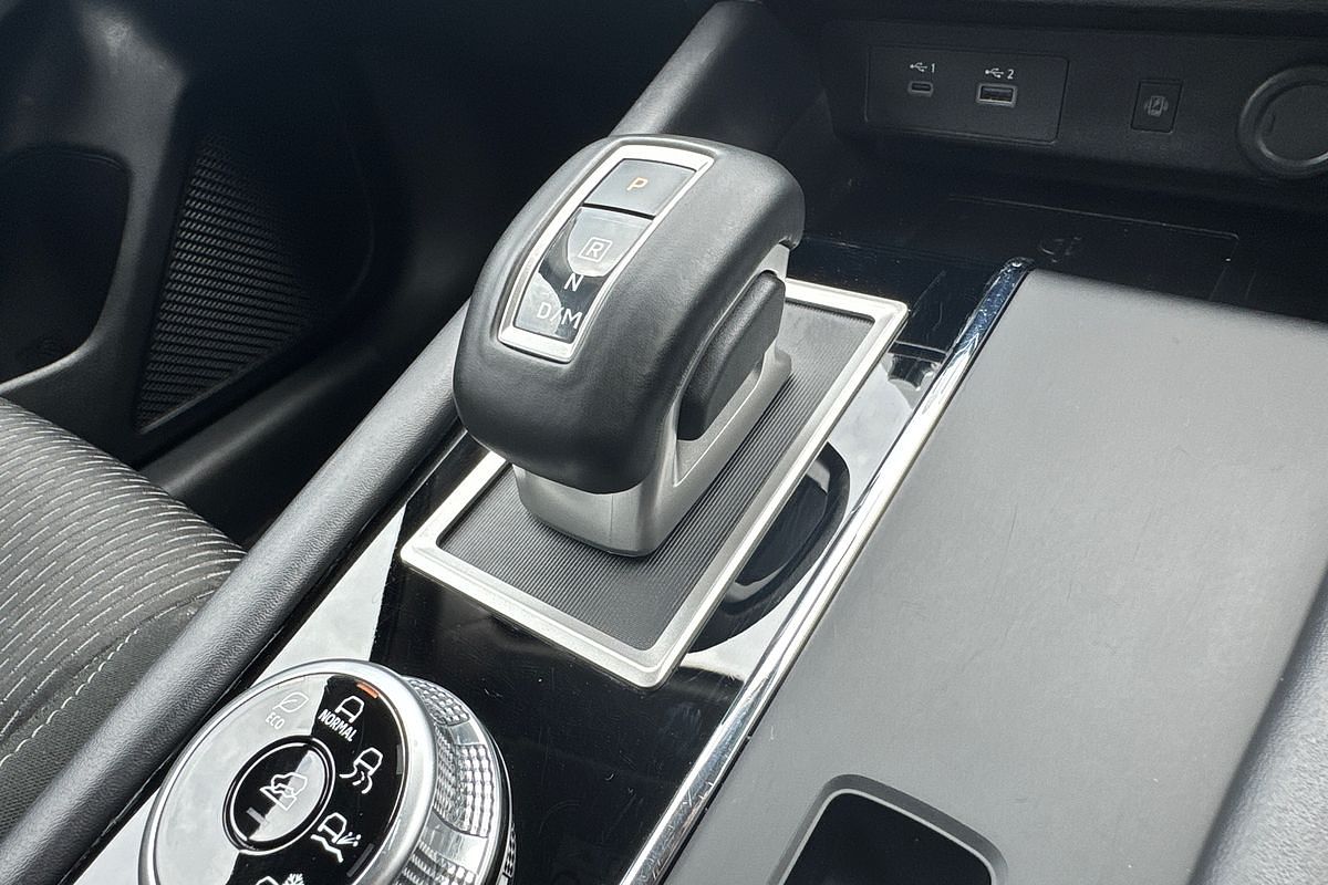2024 Mitsubishi Outlander LS ZM
