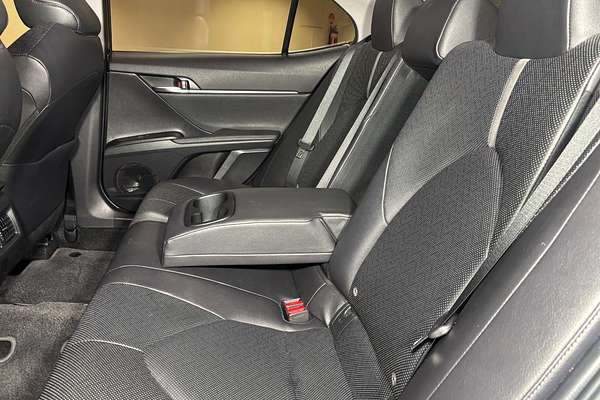 2021 Toyota Camry SL AXVH70R