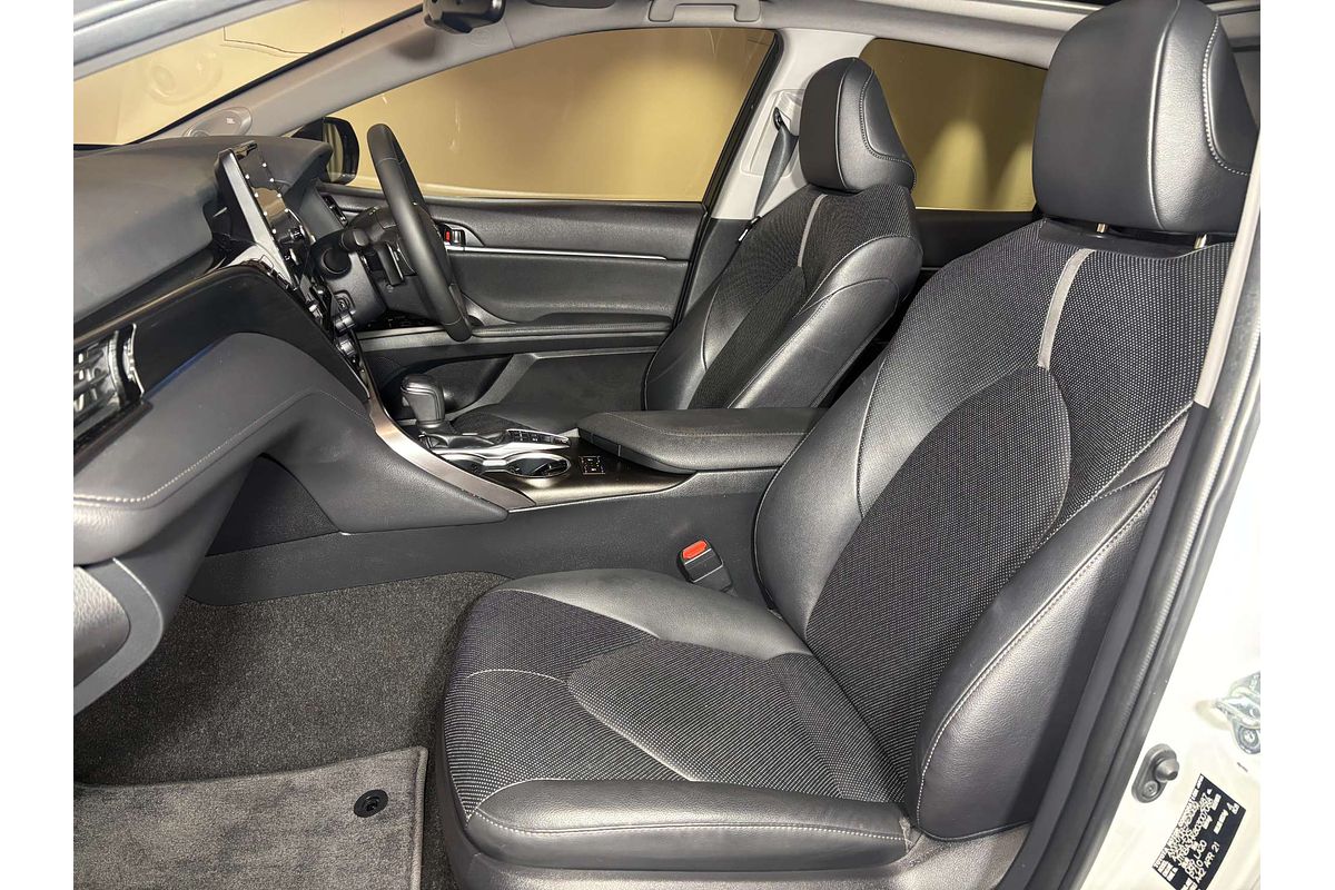2021 Toyota Camry SL AXVH70R