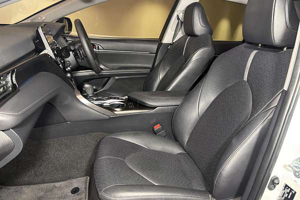 2021 Toyota Camry SL AXVH70R