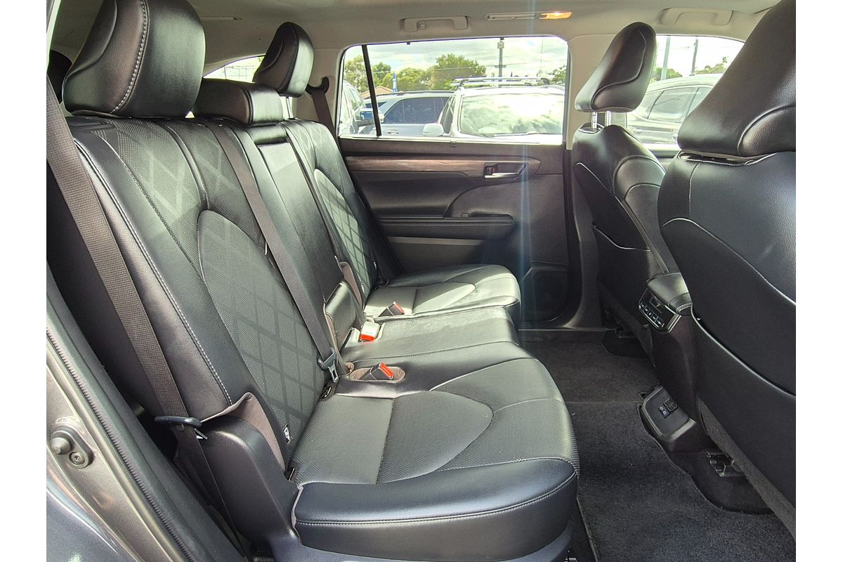2022 Toyota Kluger Grande GSU75R