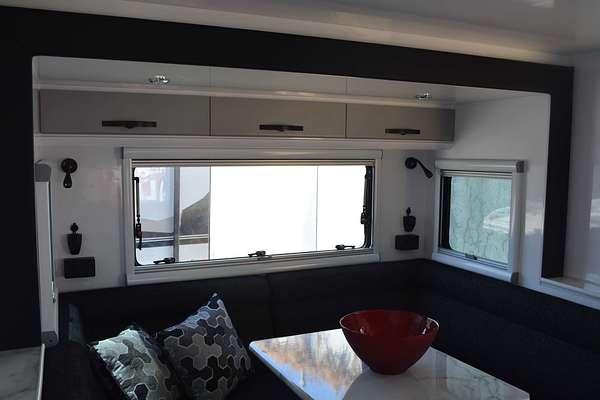 2025 Snowy River SRC21 Slider