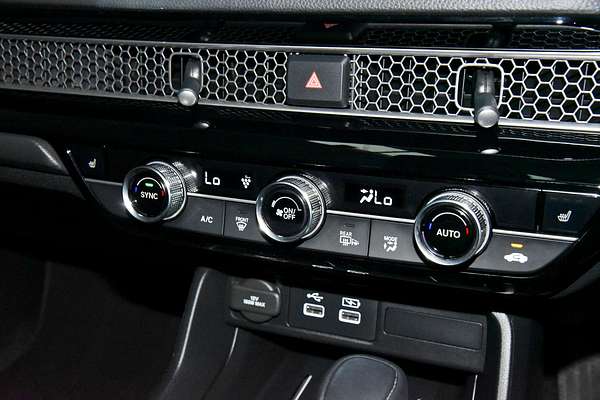 2022 Honda Civic VTi LX 11th Gen