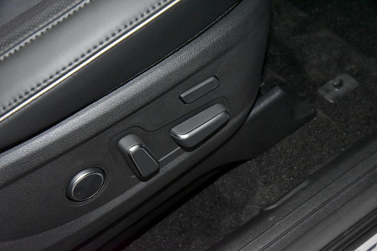 2024 Hyundai Palisade Calligraphy Black Ink LX2.V5