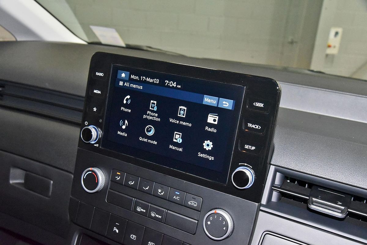 2024 Hyundai STARIA LOAD US4.V3