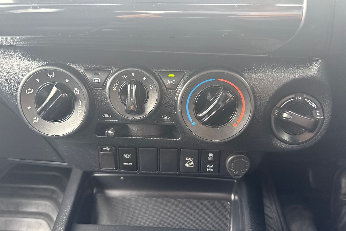 2021 Toyota Hilux SR GUN126R 4X4