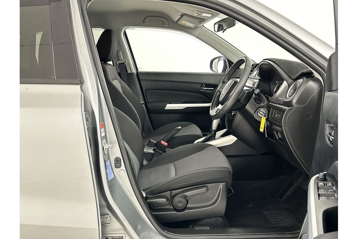 2017 Suzuki Vitara RT-S LY
