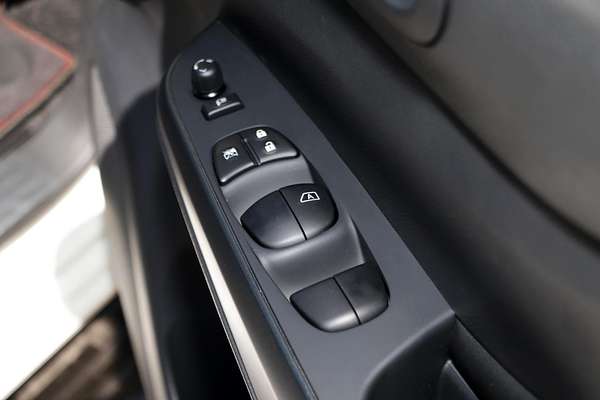 2024 Nissan Navara PRO-4X Warrior D23 4X4