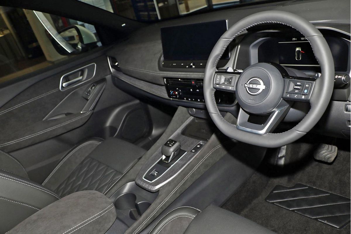 2025 Nissan QASHQAI Ti-L J12