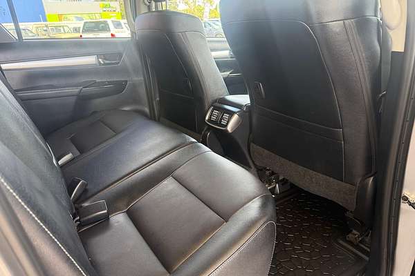 2023 Toyota Hilux SR5 GUN126R 4X4