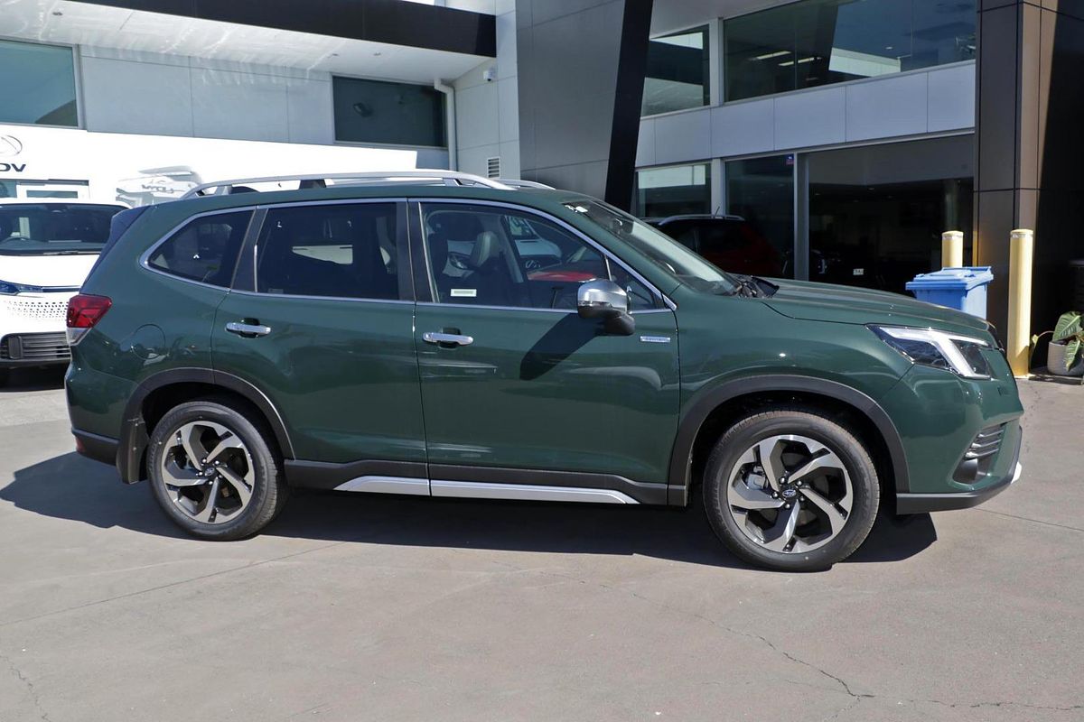 2024 Subaru Forester Hybrid S S5