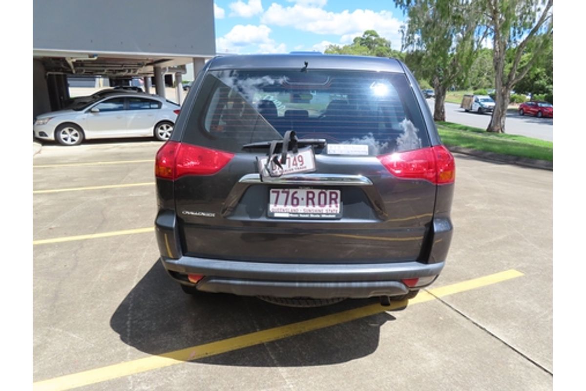 2011 Mitsubishi Challenger PB