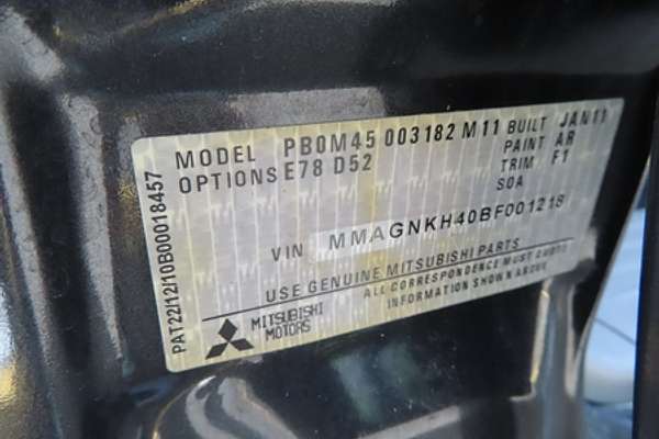 2011 Mitsubishi Challenger PB