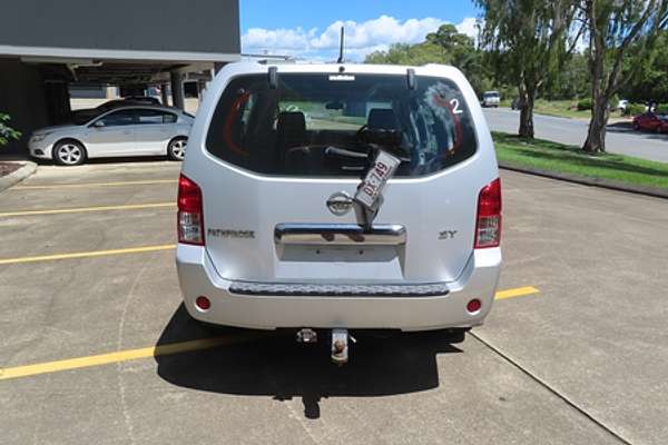 2006 Nissan Pathfinder ST R51