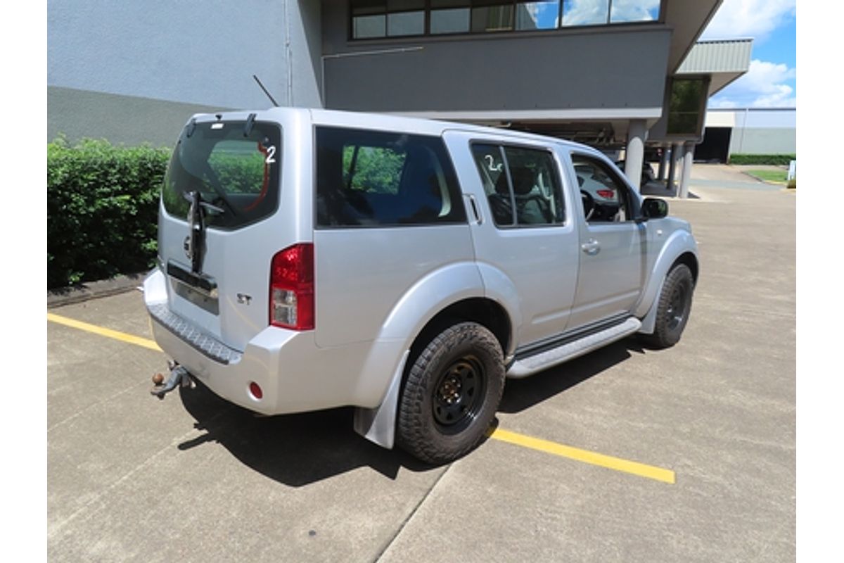 2006 Nissan Pathfinder ST R51