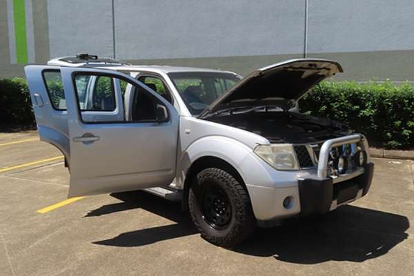 2006 Nissan Pathfinder ST R51