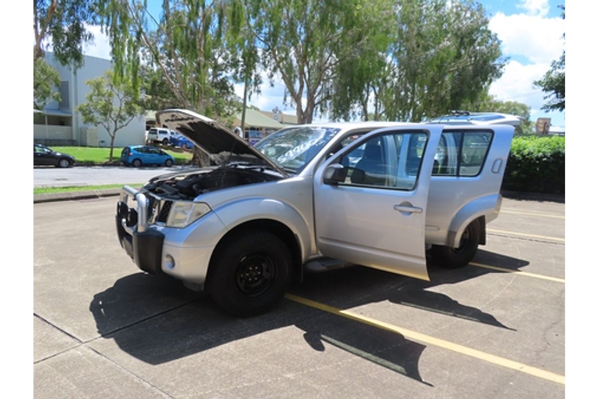 2006 Nissan Pathfinder ST R51