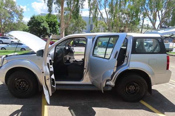 2006 Nissan Pathfinder ST R51