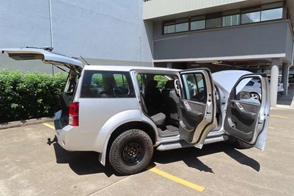 2006 Nissan Pathfinder ST R51